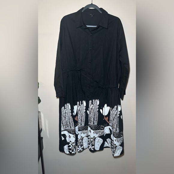 Beulah Style One Size Printed Black Long Sleeve Modest Button Front Midi Dress - Picture 3 of 15